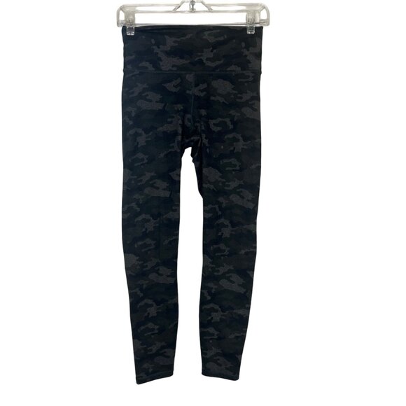 Fabletics Powerhold High-Waisted Leggings XS Black Green Gray Camo Activewear - Picture 1 of 8